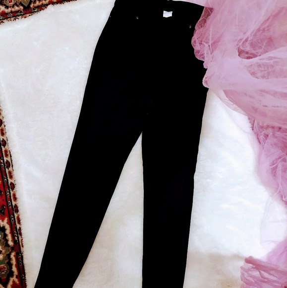 Pants - Black Jeggings